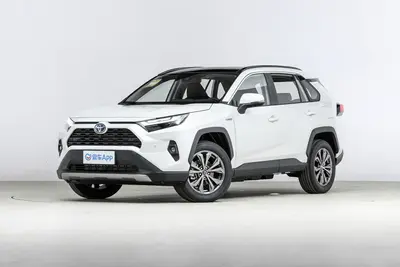 2024款 RAV4荣放 双擎 2.5L 两驱精英PLUS版外观