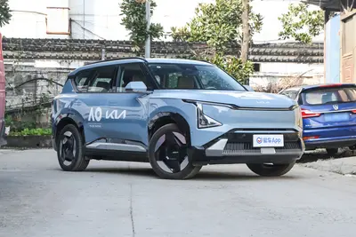 2025款 起亚EV5 630km 四驱Wave外观