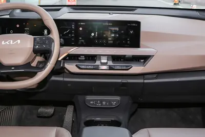 2025款 起亚EV5 630km 四驱Wave内饰