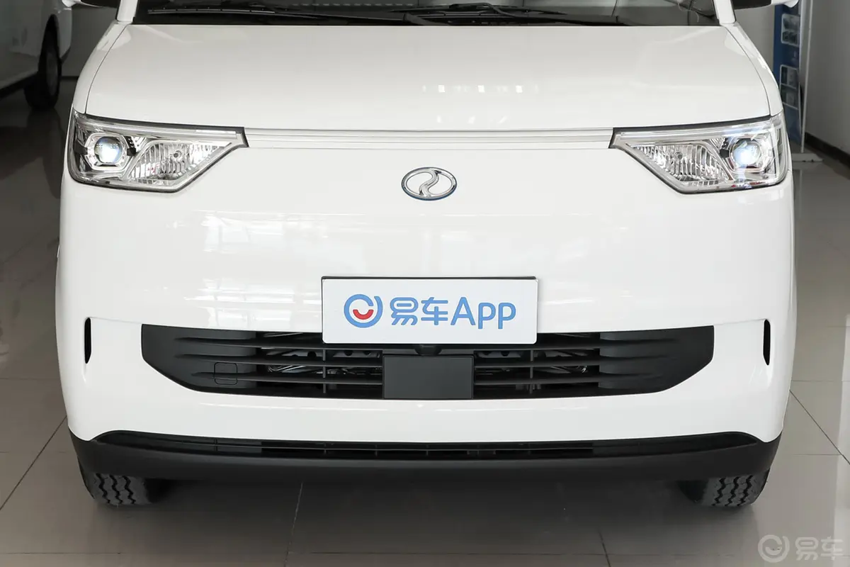 瑞驰EC75智行版 310km 先锋型Ⅰ外观细节