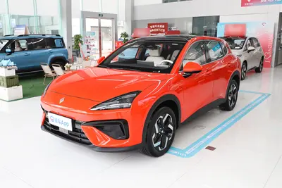 2024款 宝骏云海 插混版 1.5L 60km外观