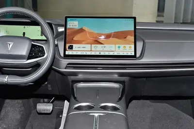 2025款 深蓝SL03 纯电版 530km 精英型内饰