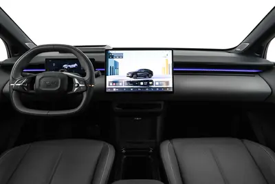 2025款 领克Z20 530km 后驱Max内饰