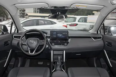 2024款 锋兰达 2.0L 领先PLUS版内饰