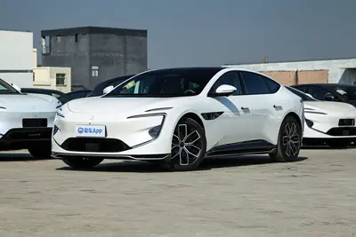 2025款 阿维塔12 纯电版 755km 后驱Max外观