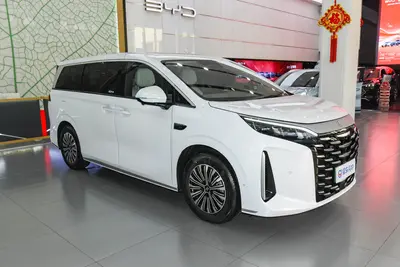2025款 夏 DM-i 1.5T 180km 超越型外观