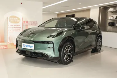 2025款 ZEEKR X 420km 后驱版 5座外观