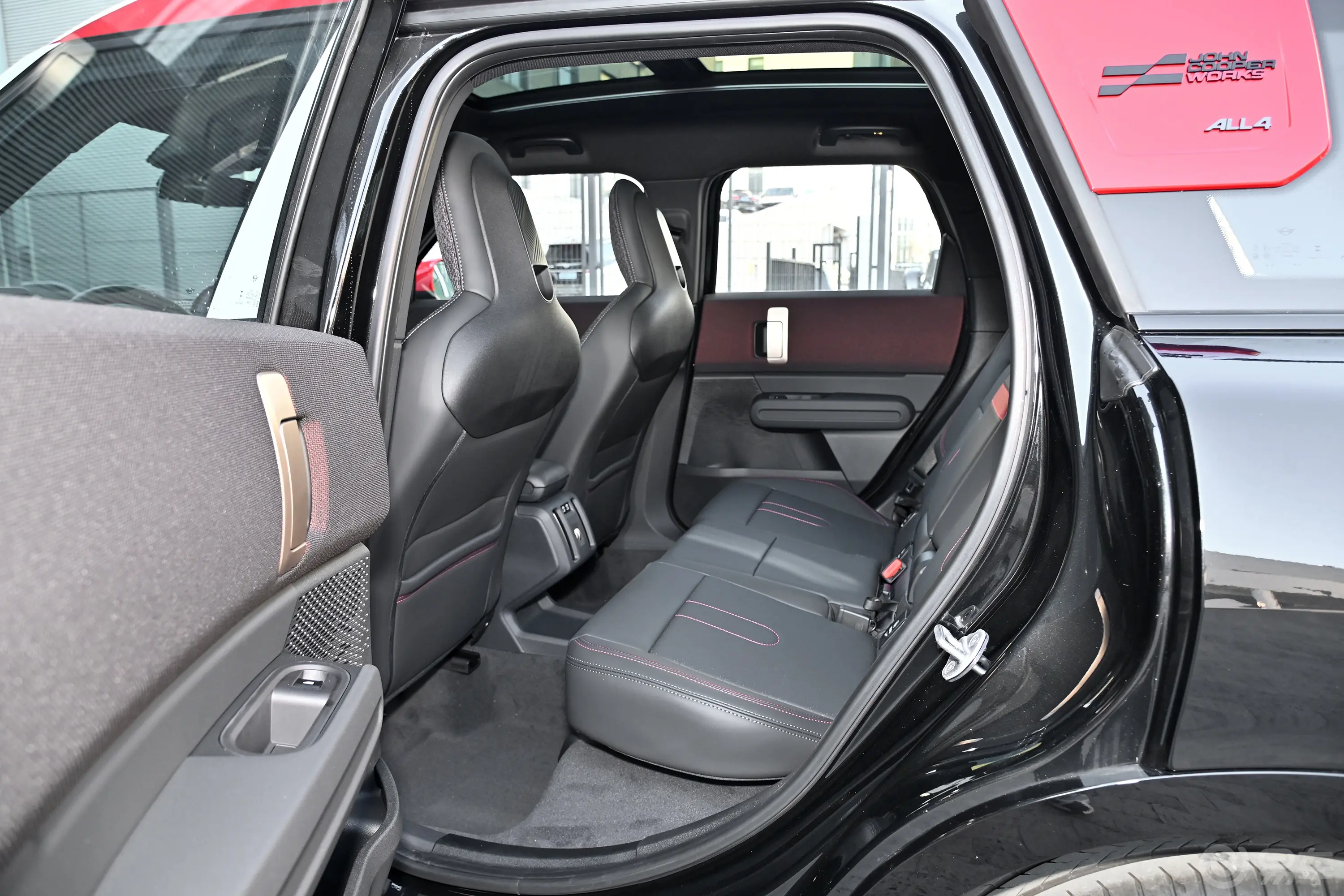 MINI JCW COUNTRYMAN2.0T JOHN COOPER WORKS后排空间