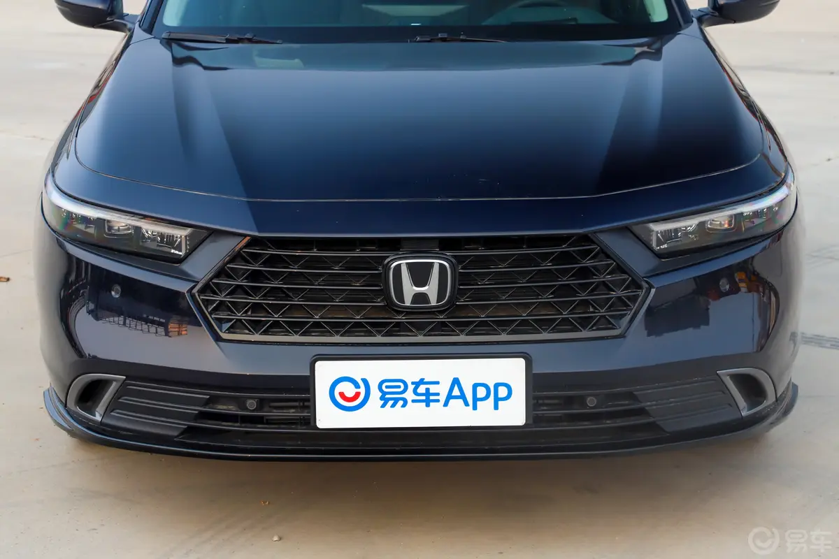 雅阁260TURBO 尊贵版外观细节