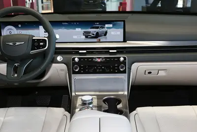 2024款 捷尼赛思GV80 2.5T 豪华版 5座内饰