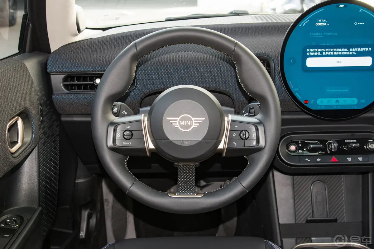 【MINI1.5T COOPER 经典派 三门版方向盘图片-汽车图片大全】-易车