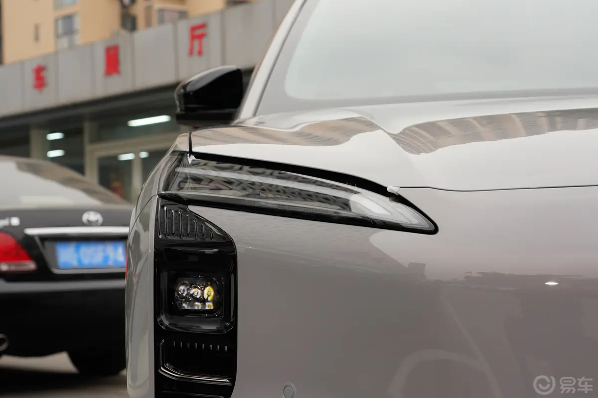 红旗天工08605km 后驱Max版外观灯组