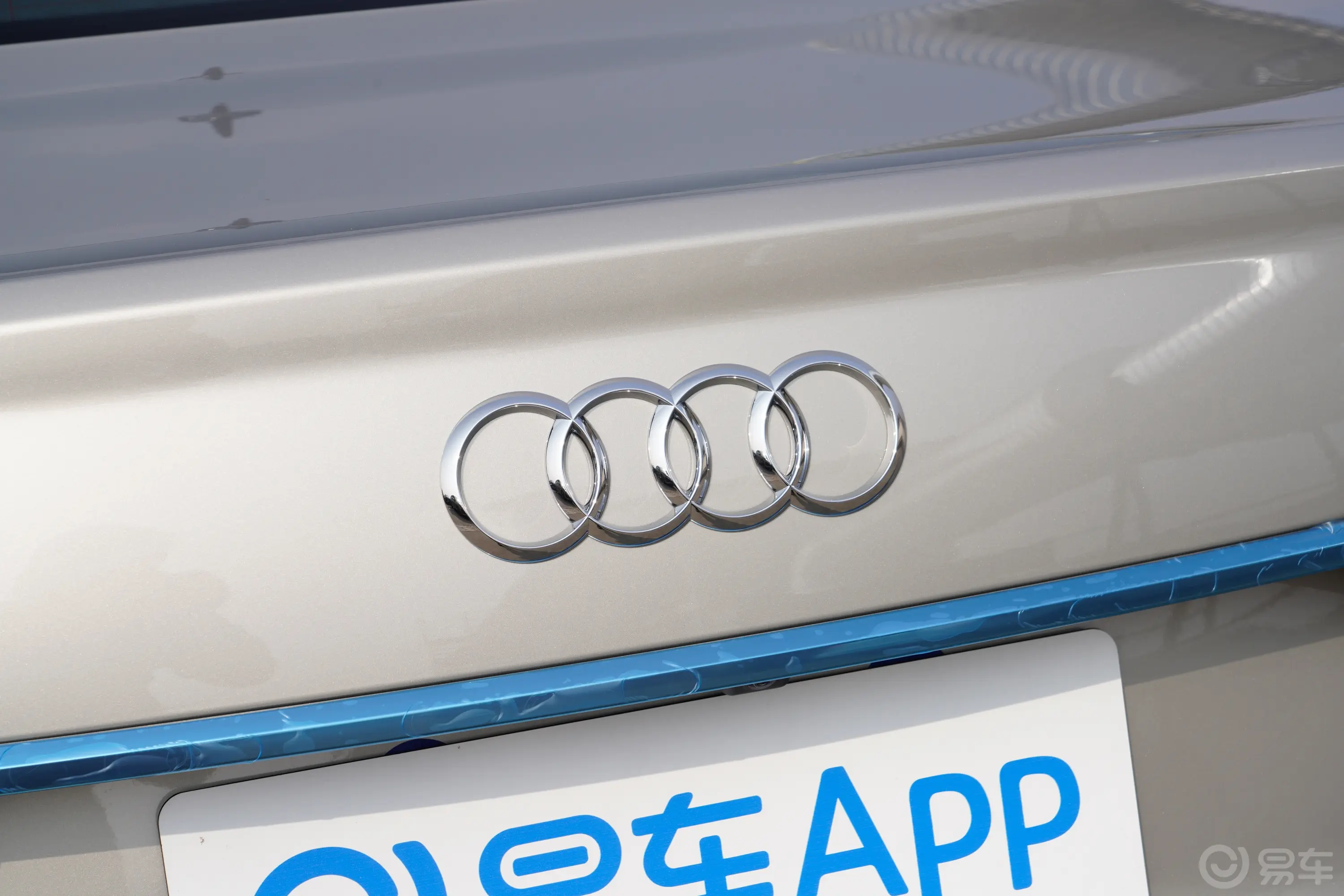 奥迪A6L45 TFSI quattro 臻选动感型外观细节