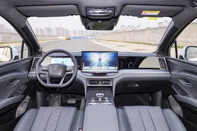 2025款 宋L DM-i 智驾版 1.5L 160km 超越型内饰