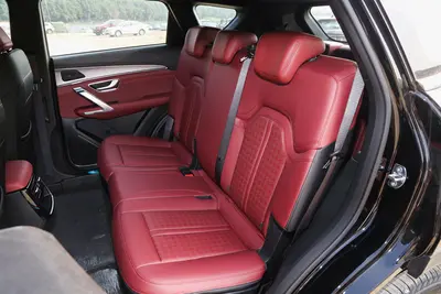2025款 捷途X70 PLUS 冠军版 1.5T 双离合冠军MAX 7座空间