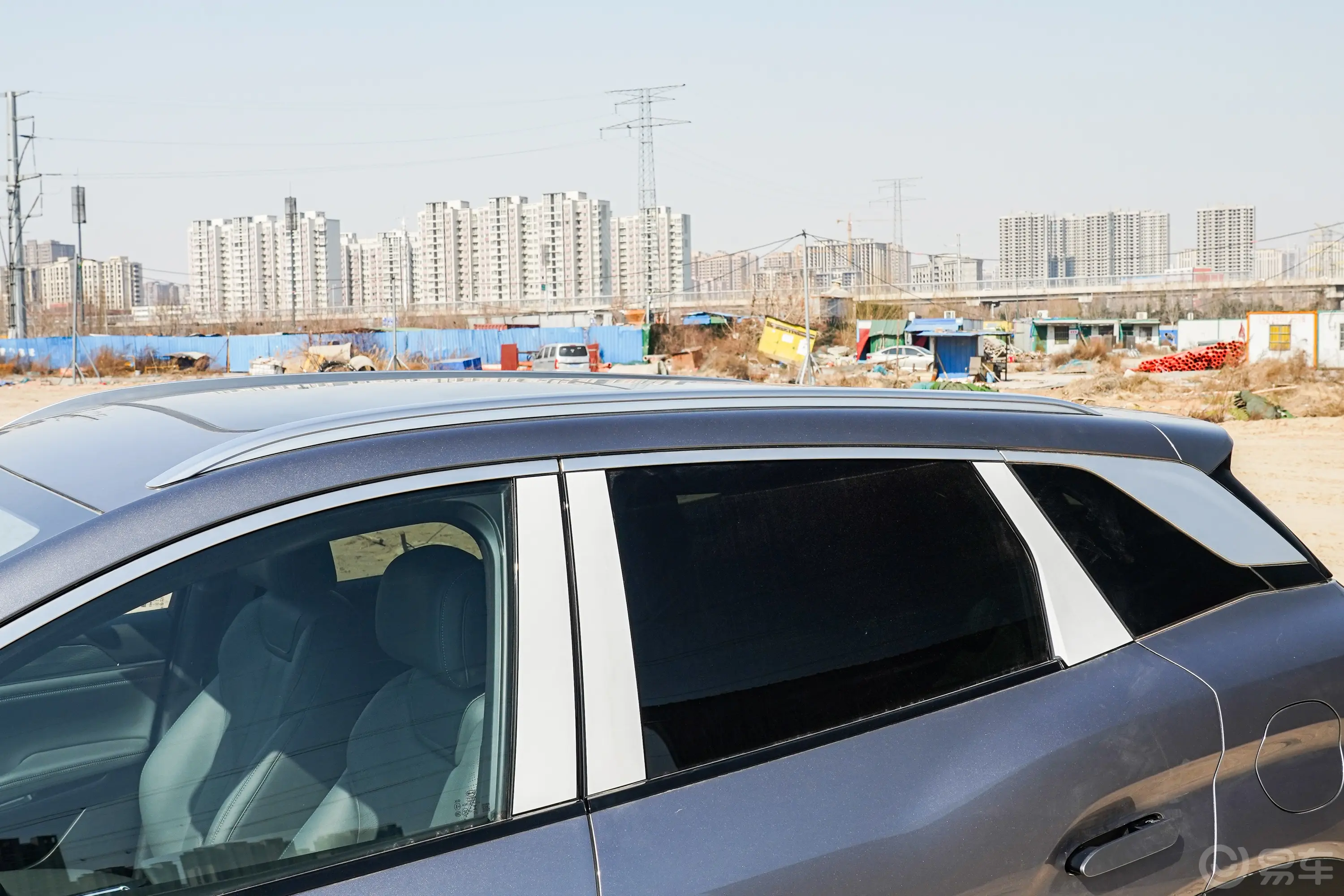 宋L DM-i智驾版 1.5L 112km 领先型车顶行李架