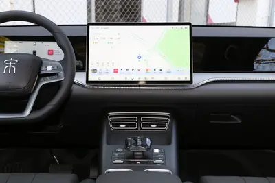 2025款 宋Pro新能源 DM-i 智驾版 1.5L 115km 卓越型内饰