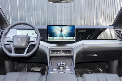 2025款 宋L DM-i 智驾版 1.5L 112km 领先型内饰
