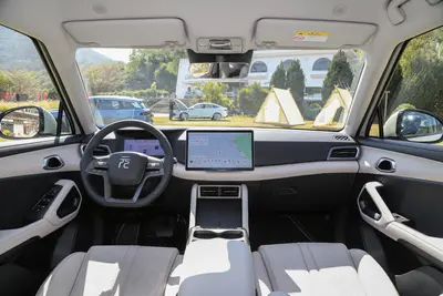 2025款 元UP 智驾版 401km 超越型内饰