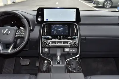 2025款 雷克萨斯LX LX700h 领途版内饰