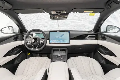 2025款 海豹06 DM-i 智驾版 1.5L 120km 旗舰型内饰