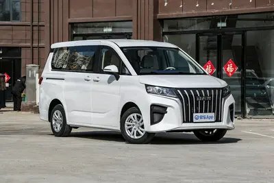 2025款 锐胜王牌M7 1.6L 手动标轴豪华版 7座外观