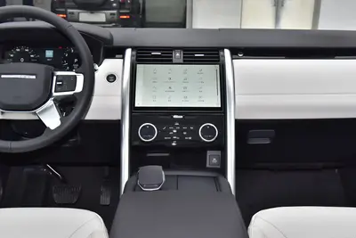 2025款 发现 3.0T 360PS S内饰