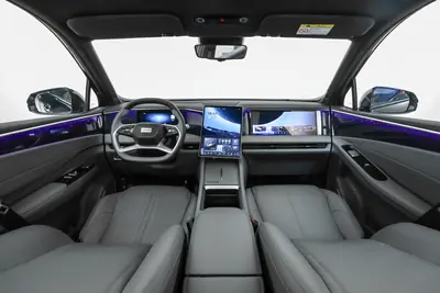 2025款 银河L7 EM-i 1.5L 115km 探索＋版内饰