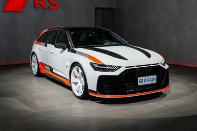 2025款 奥迪RS 6 4.0T Avant GT外观