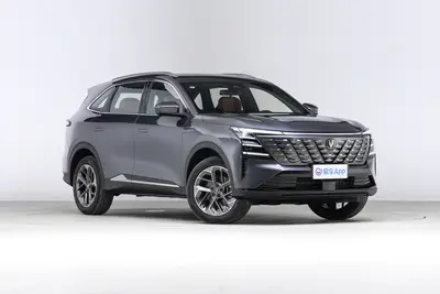 2025款 长安CS75PLUS 第四代 1.5T 新蓝鲸智慧鲸悦版外观