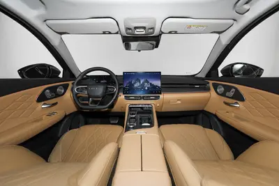 2025款 艾瑞泽8 PRO 1.6T 豪华型内饰