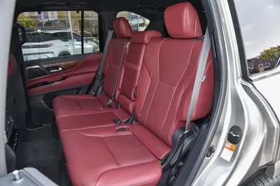 2025款 雷克萨斯LX LX700h 领界版空间