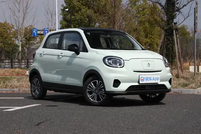 2025款 零跑T03 403km 403舒享版外观