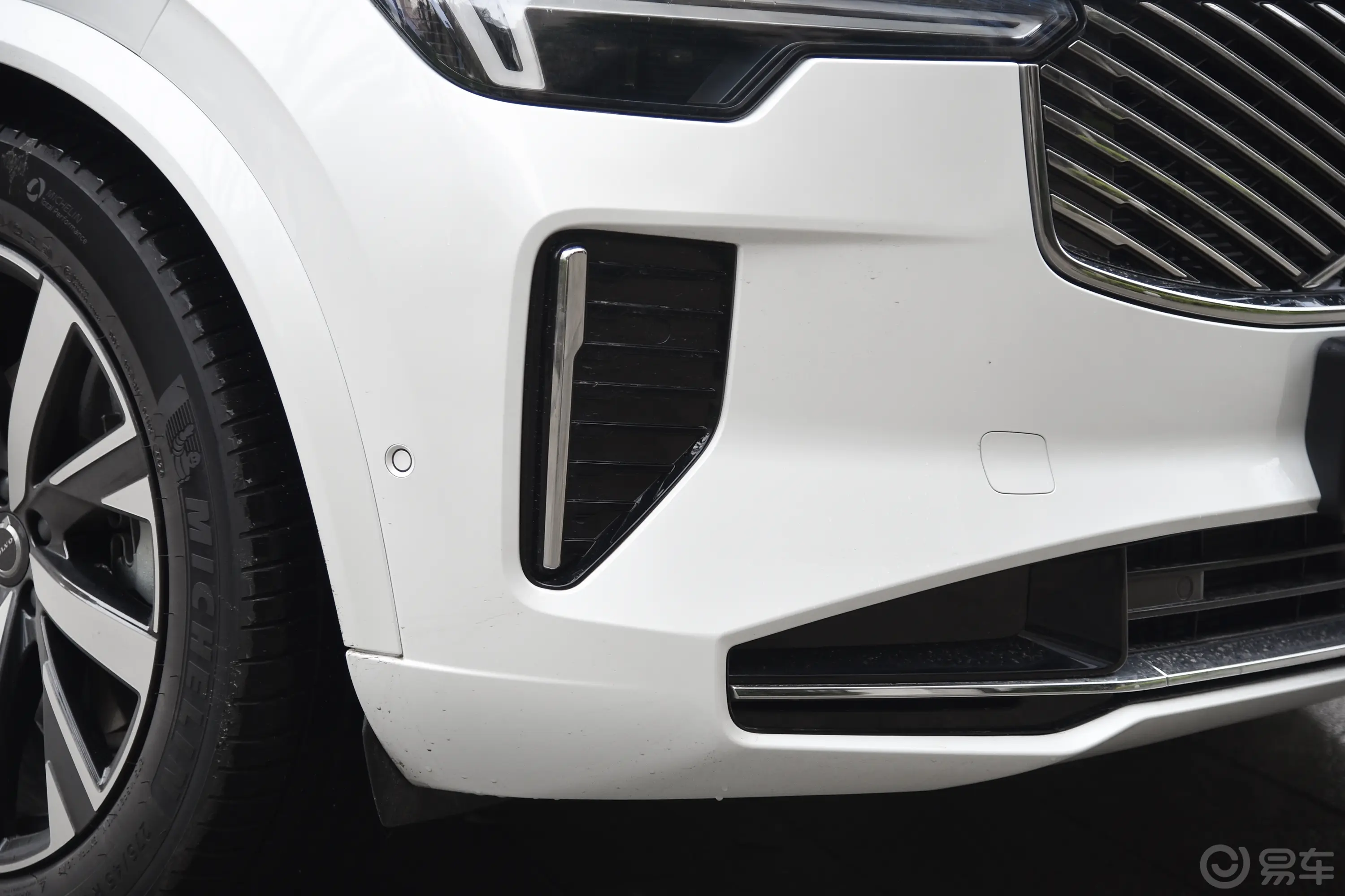 沃尔沃XC90改款 B6 智雅豪华版 6座外观细节