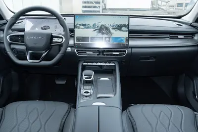 2025款 艾瑞泽8 PRO 1.6T 标准型内饰
