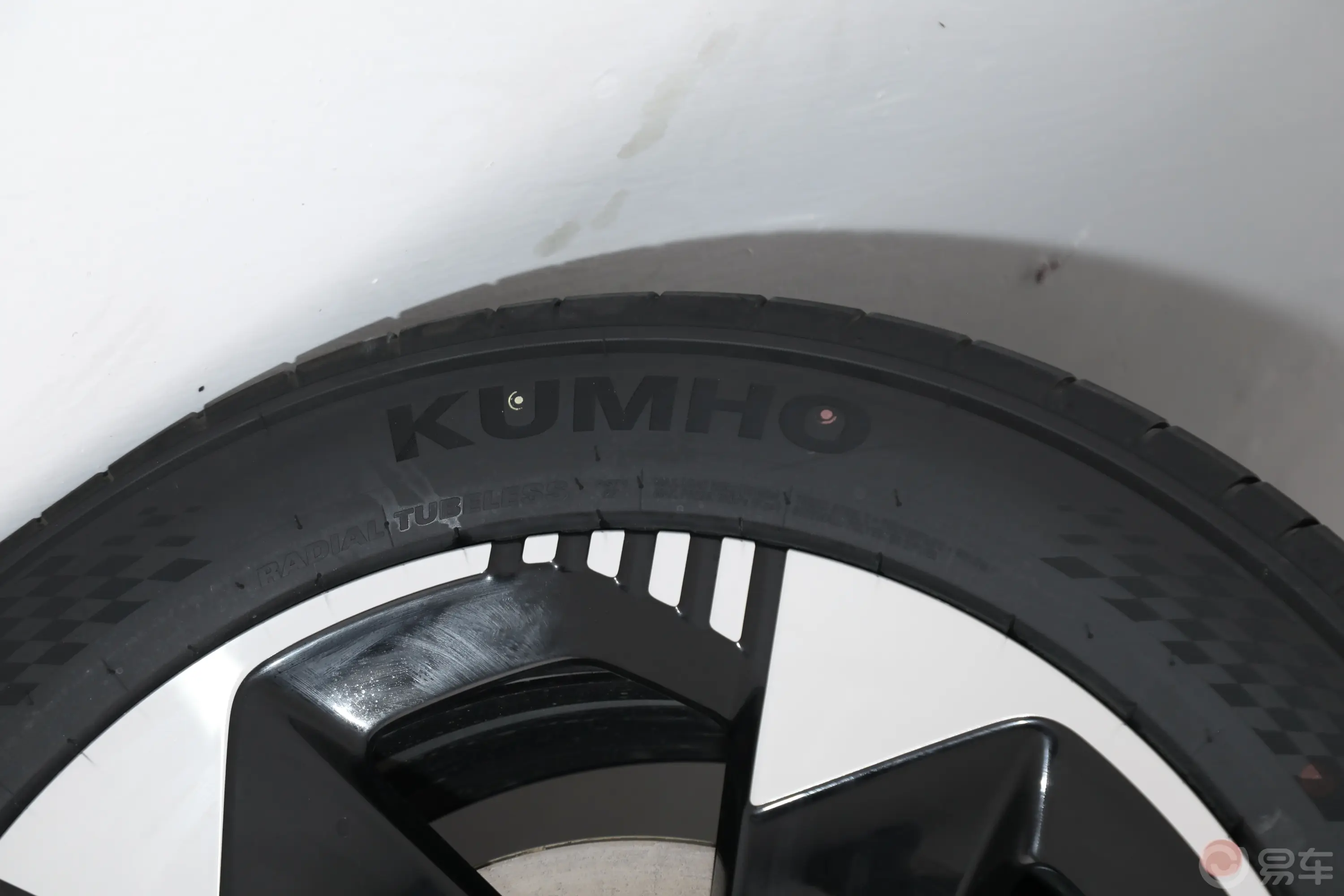 哈弗枭龙MAX1.5L 165km Ultra 智驾版前轮胎品牌