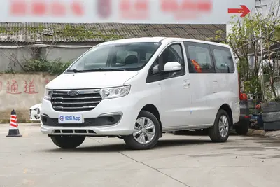 2025款 瑞风M3 1.8L 智联版 7/8座外观