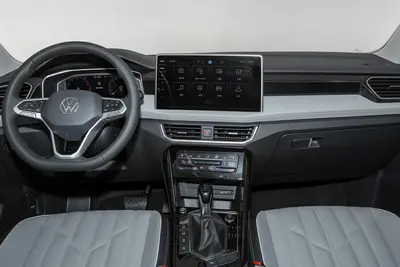 2025款 探岳 330TSI 众享版内饰