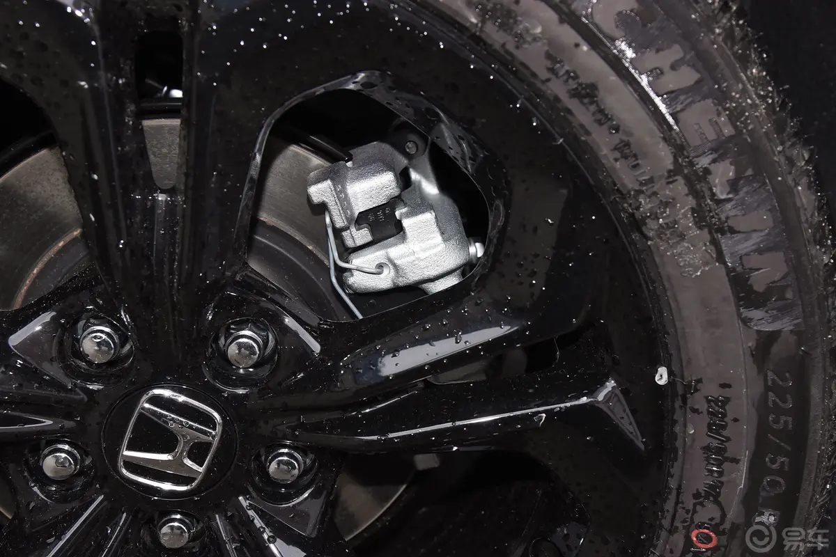 雅阁运动系列 260TURBO 豪华版后刹车卡钳