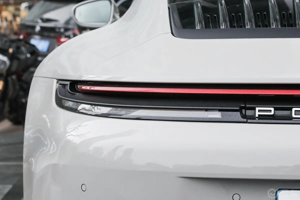 保时捷911Carrera 3.0T外观灯组