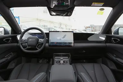 2025款 海豹 智驾版 510km 后驱智航版内饰