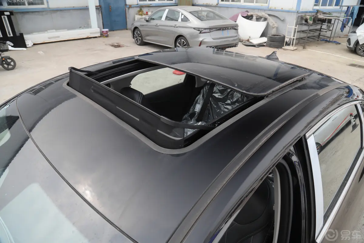 艾瑞泽81.6T 双离合智天窗