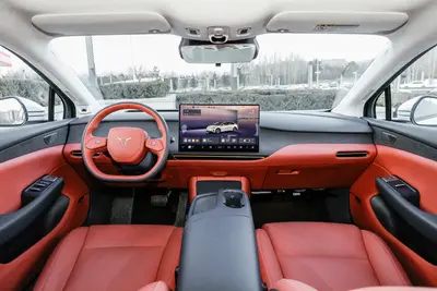 2025款 红旗天工05 750km 智选版内饰