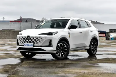 2025款 长安CS55PLUS PHEV 智慧新蓝鲸 1.5L 125km 战舰版外观