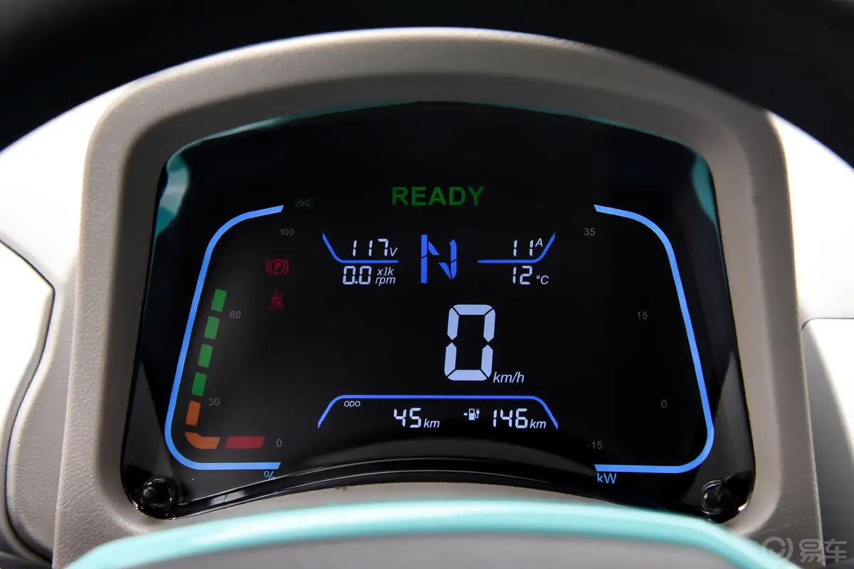 小麒麟PLUS 201km 豪华型仪表盘