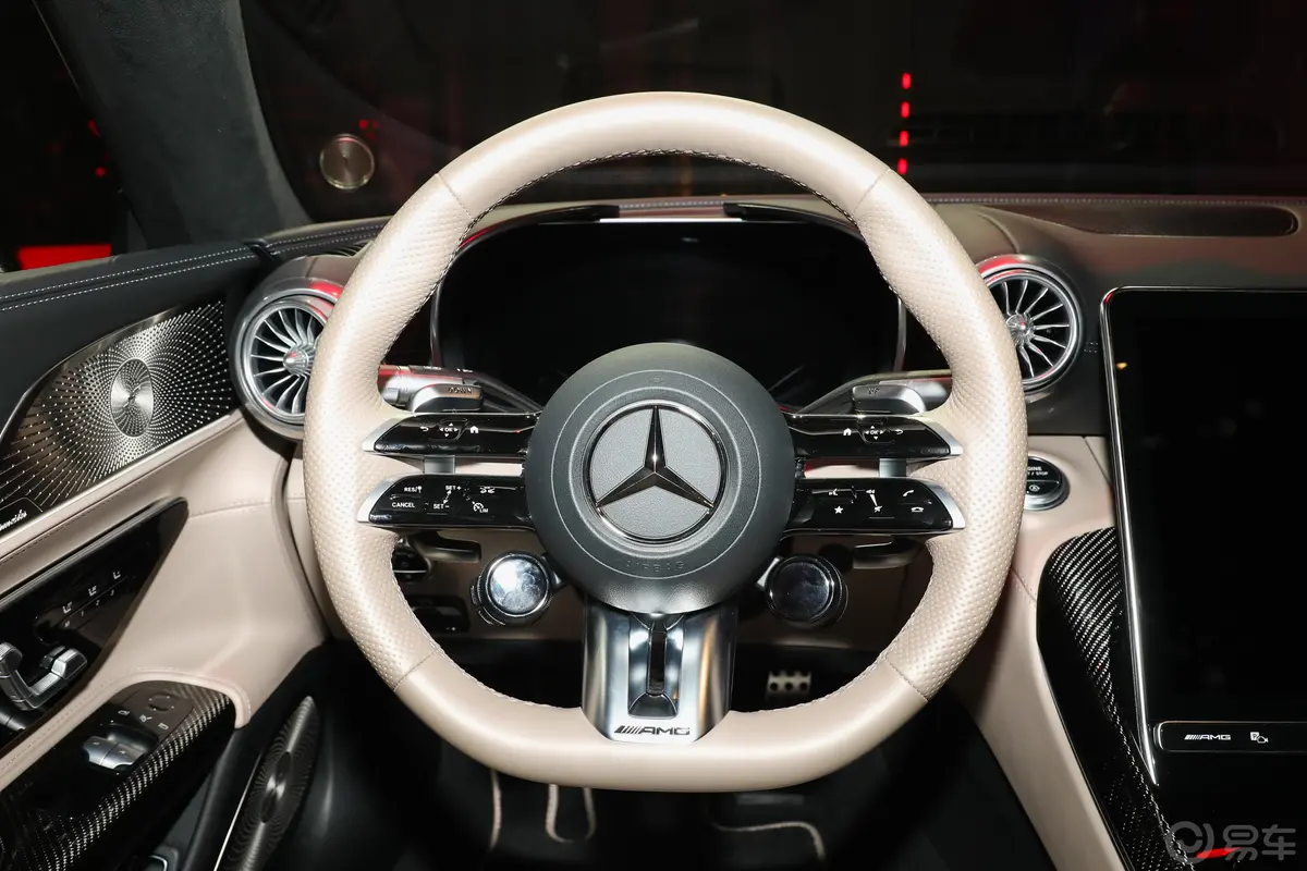 奔驰GT AMGAMG GT 63 4MATIC+方向盘