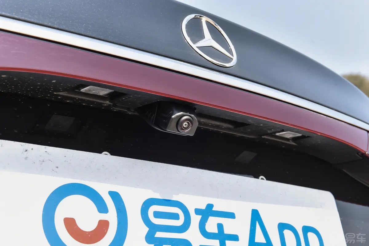 奔驰E级改款 E 260 L 运动型外观