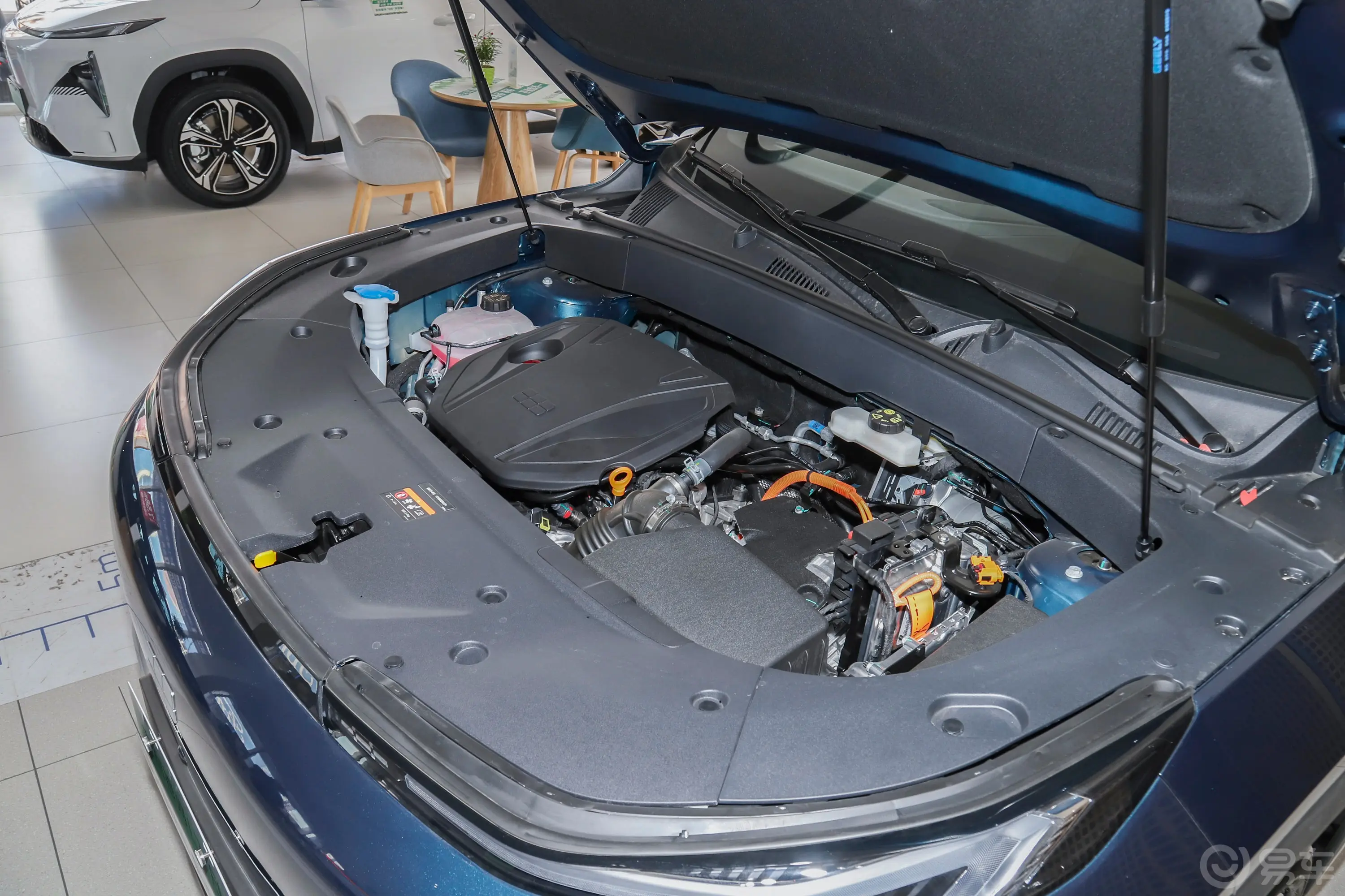 银河L7EM-i 1.5L 115km 探索＋版动力底盘
