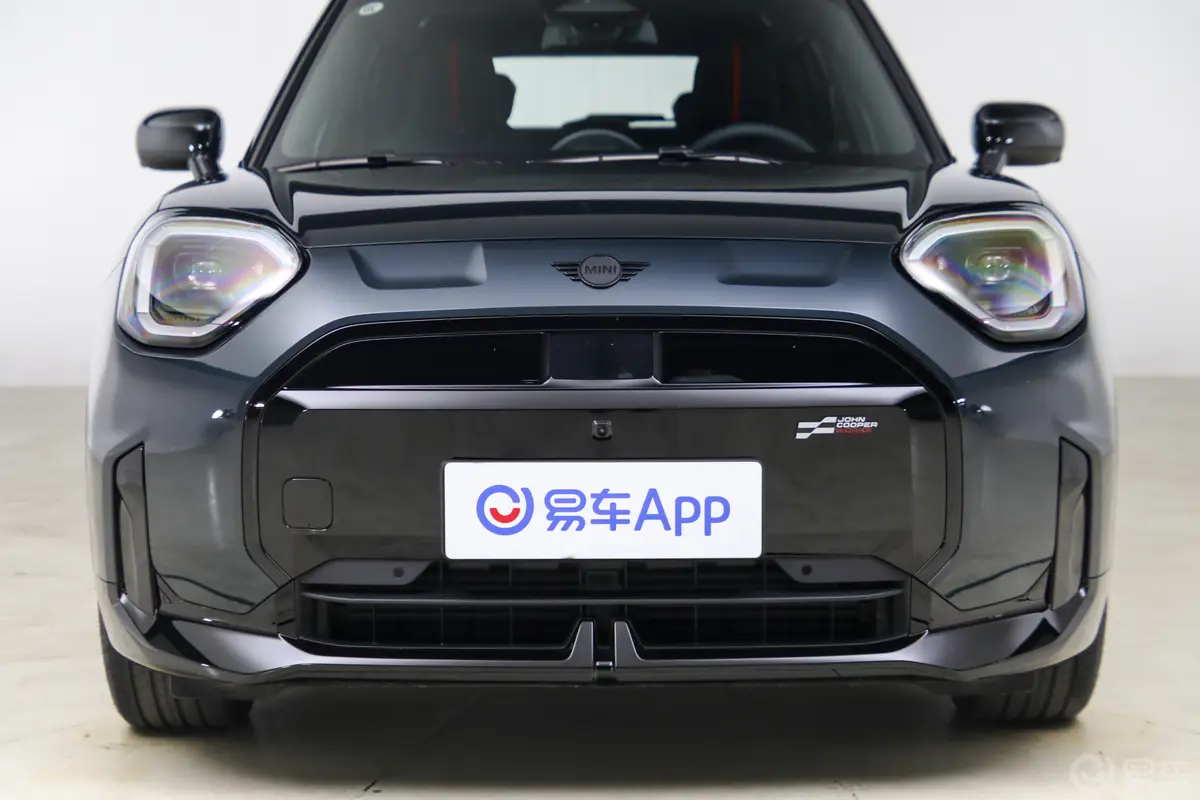 电动MINI ACEMAN445km SE 赛车手外观细节