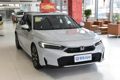 2025款 思域 e:HEV 2.0L E-CVT混动Plus外观